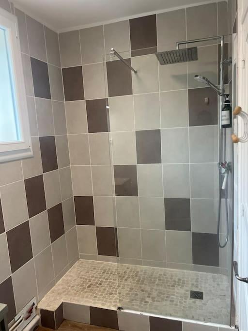 Appartement Proche Des Facs Lebon Clermont-Ferrand Kültér fotó