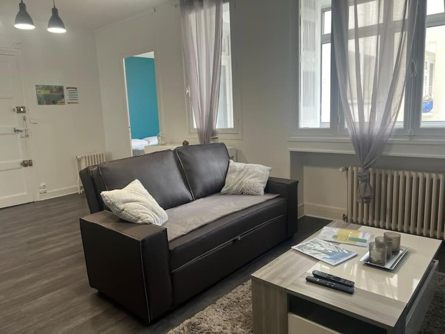 Appartement Proche Des Facs Lebon Clermont-Ferrand Kültér fotó